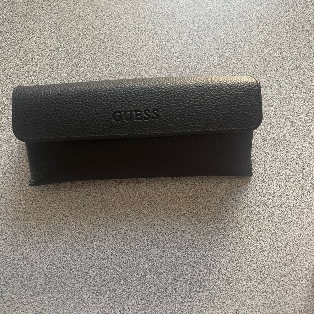 Guess Black Triangular Eyeglass Case